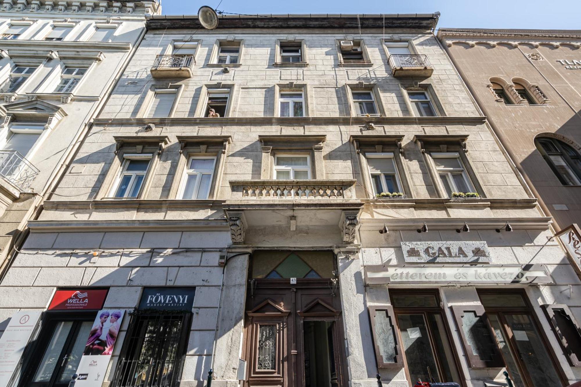 Serendipity Apartment Budapeste Exterior foto